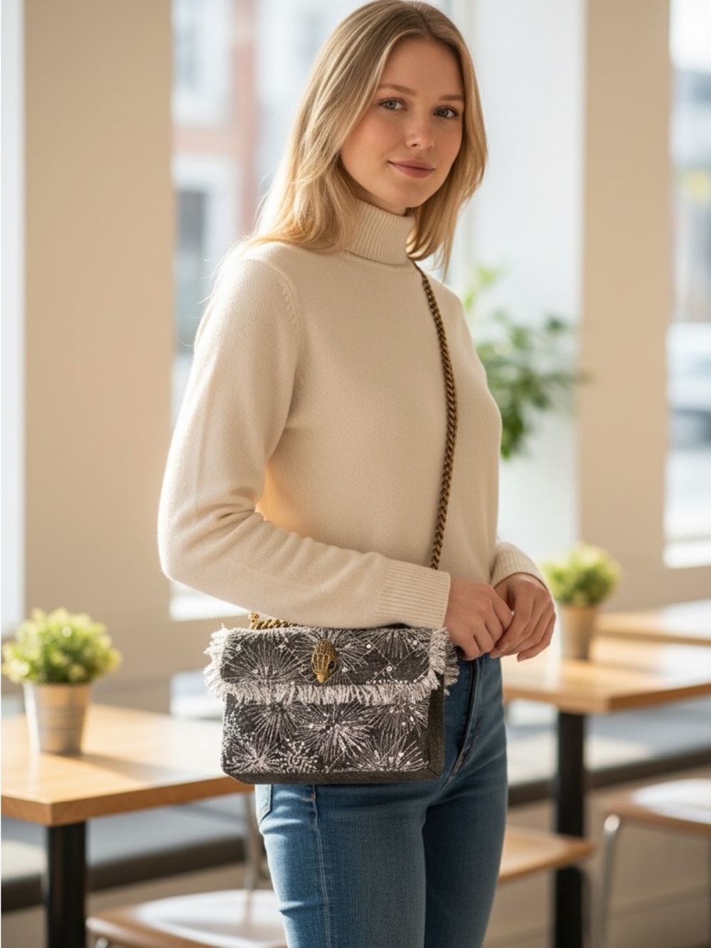 🎆 Kurt Geiger London Medium Kensington Sequin Fringe Crossbody 🎆 - Picture 5 of 5